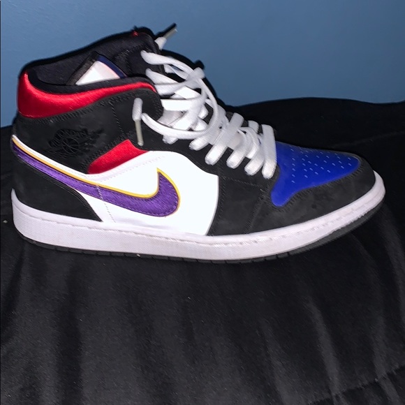 Jordan 1 Mid Lakers Top 3 Size 9.5